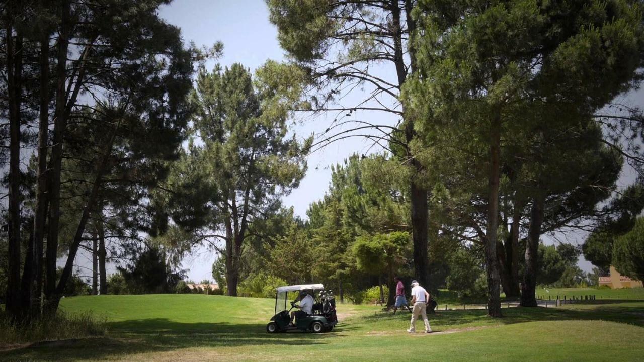 Sea Breeze Golf & Beach Villa تشارنكه المظهر الخارجي الصورة